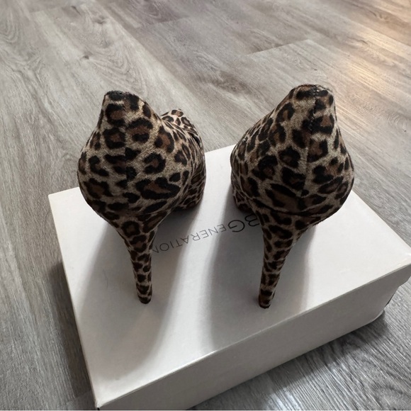 BCBGeneration Leopard Print High Heel Shoes Women’s 10 - Picture 8 of 11